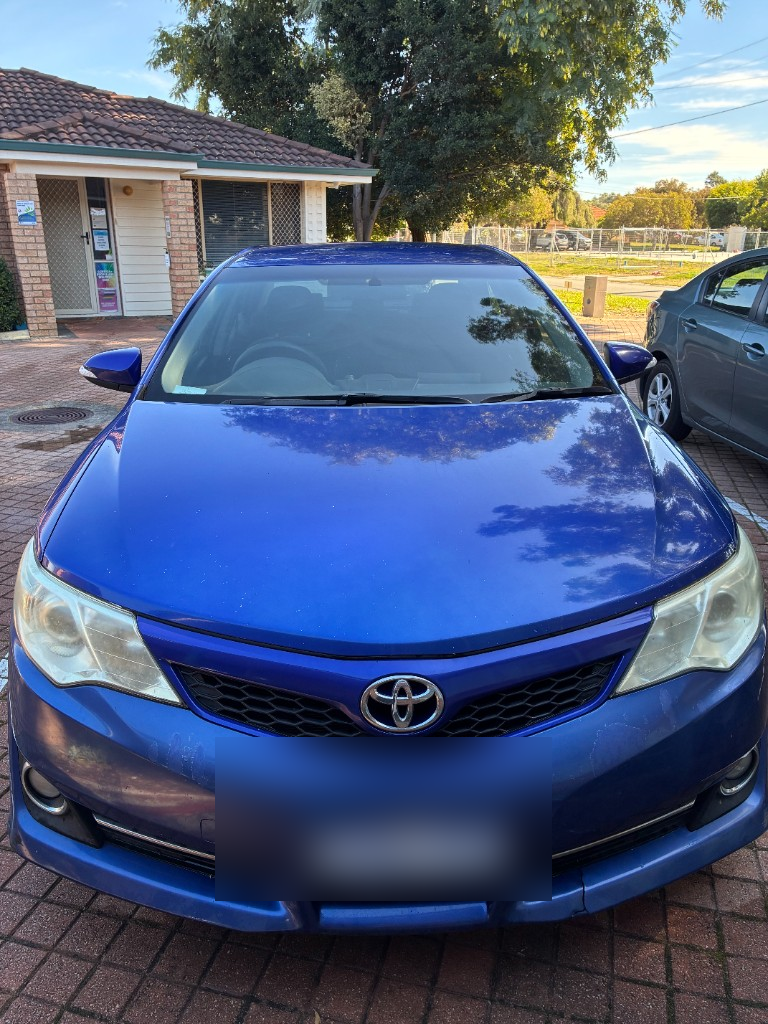 Front view — Toyota Camry Atara S